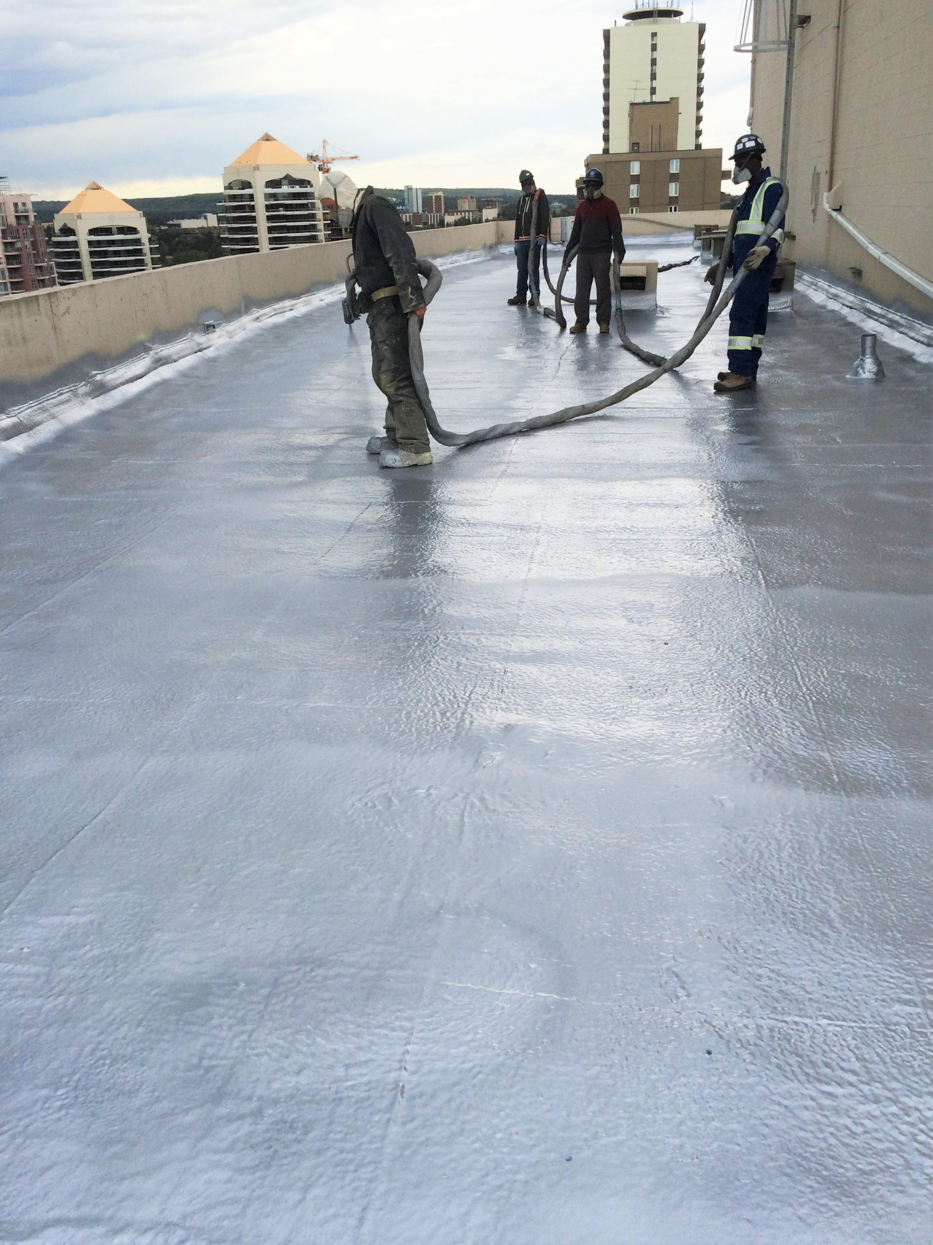 FAQ: Can you walk on a spray foam roof?